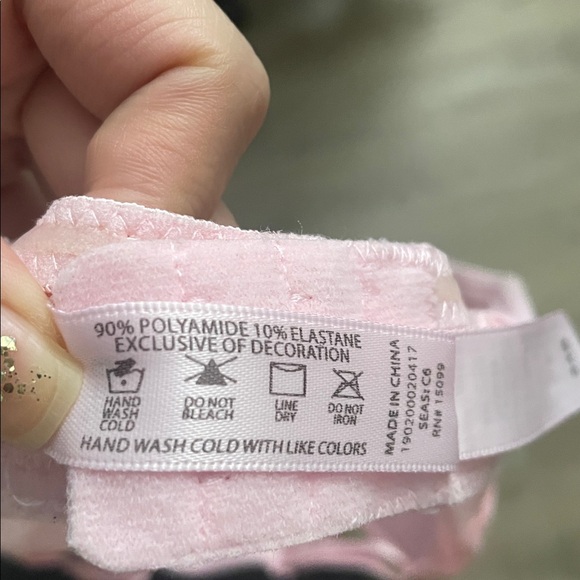 Elegant Pretty Pink Lace Trim Bra Adjustable Straps Turns Strapless - Picture 8 of 9